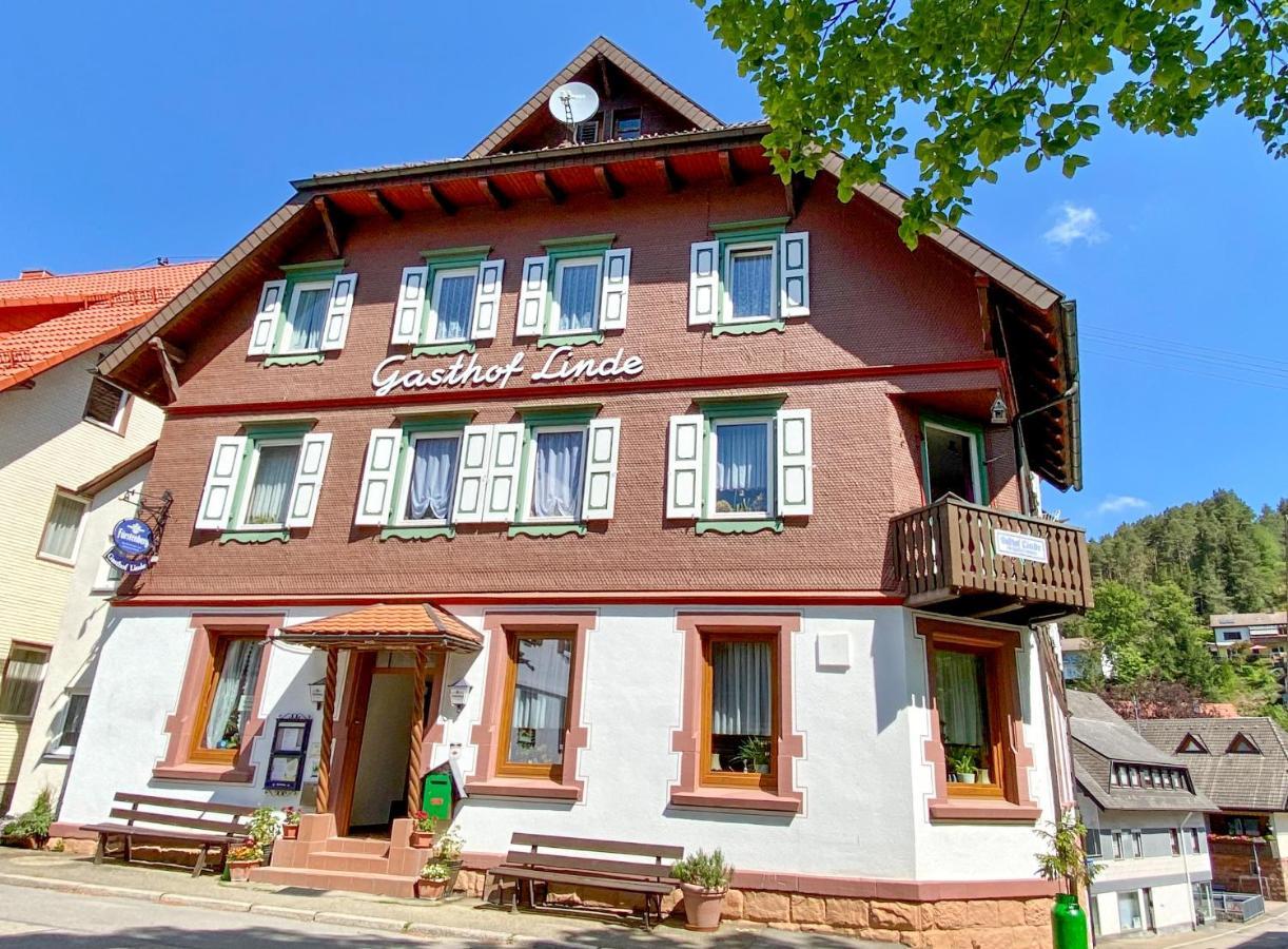 Schwarzwaldgasthaus Linde Hotel Schramberg Ngoại thất bức ảnh